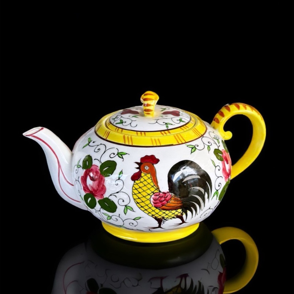 ENESCO – JAPAN – PV – Rooster & Roses – Early Provinical –Teapot
